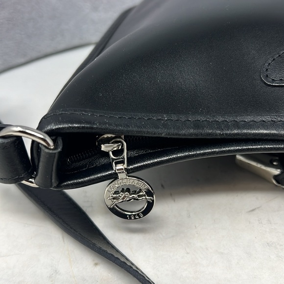 Black Longchamp Leather Crossbody.  EUC. - Picture 8 of 13